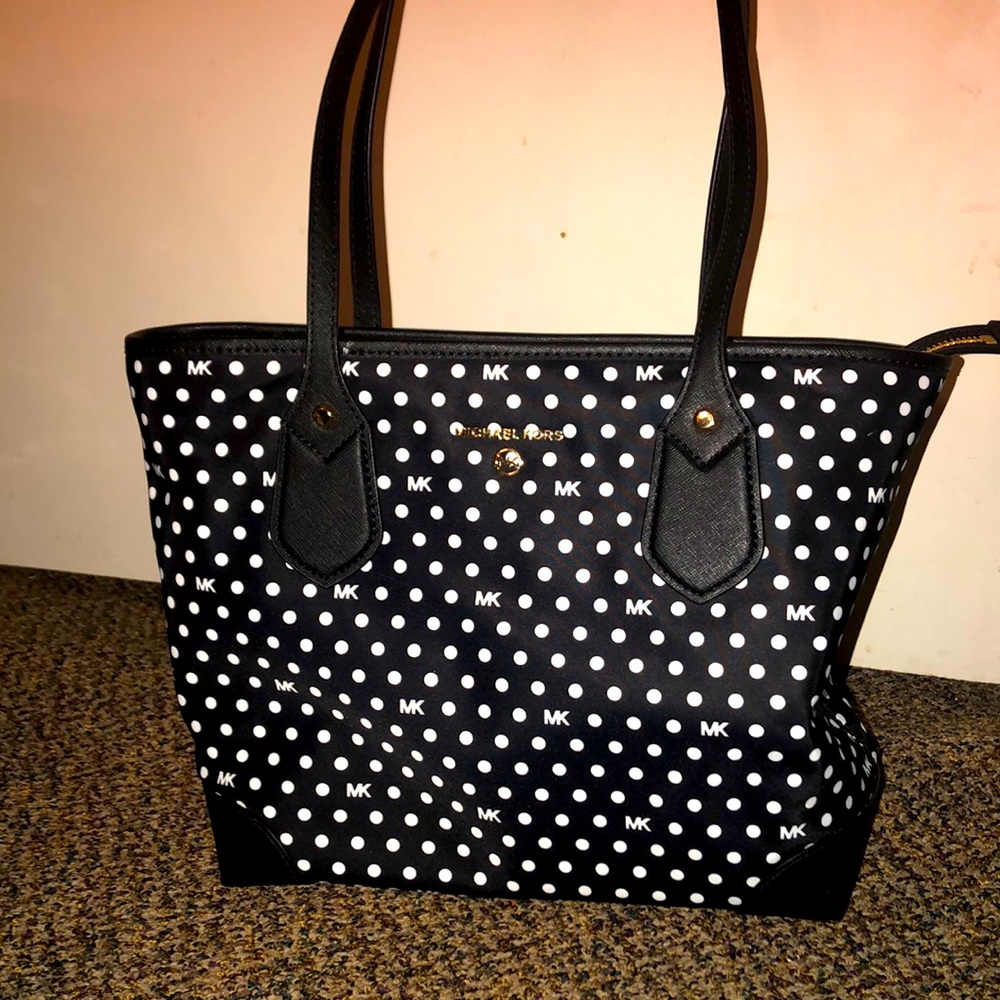 Michael Kors hand bag